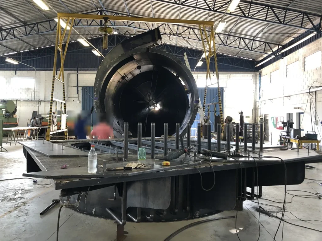 Ciclofiltro de despoeiramento em fabricação na Globe Systems